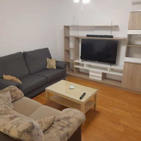 1F, Aire Acondic, 80M2, 2 Dormitorios, 4 Huespedes, Wifi Gratis La Línea de la Concepción Esterno foto